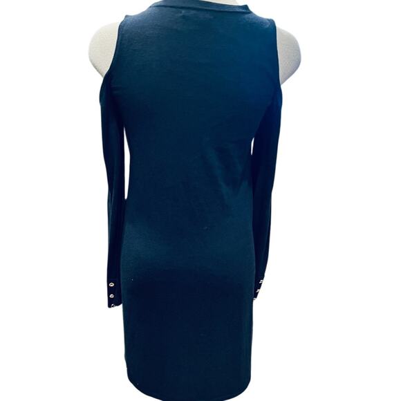 LILLY PULITZER Black Faire Cold Shoulder Sweater Navy
Dress Size XS - Picture 7 of 9